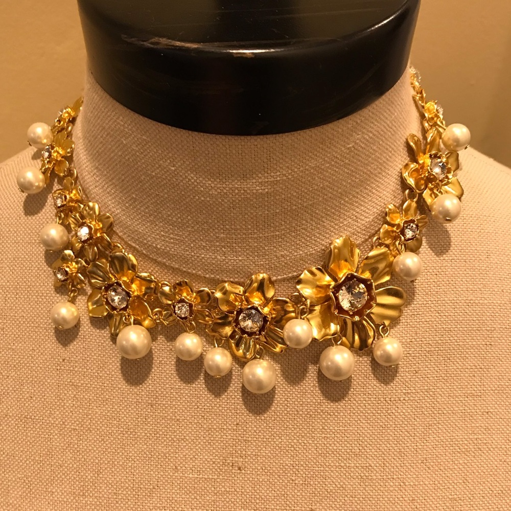 J Crew Pansy Gold Pearl Flower Crystal Necklace